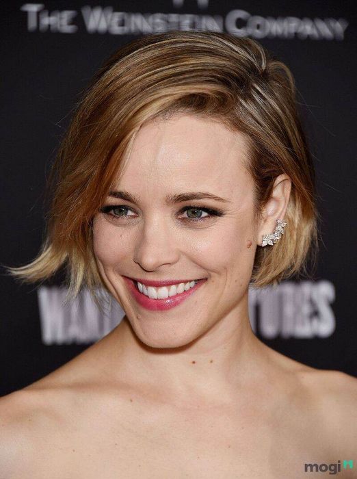 Nốt ruồi ở cổ của phụ nữ có ý nghĩa gì?