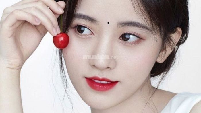 Những nốt ruồi xui xẻo trên mặt