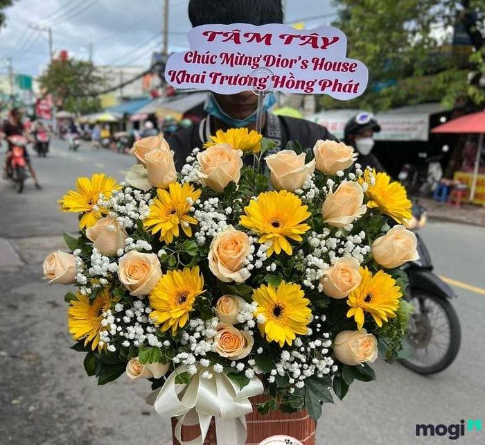 Lẵng hoa tươi chúc mừng