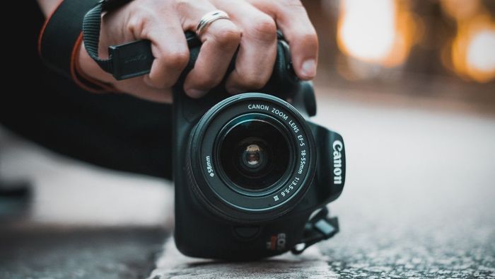 Hướng dẫn đổi tên tệp trong máy ảnh Canon đơn giản và dễ dàng