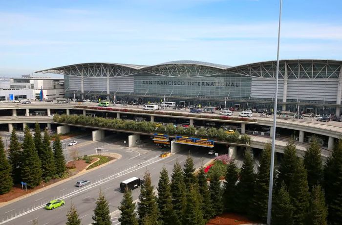 In August 2019, San Francisco International Airport implemented a ban on single-use plastics.