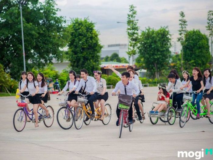 Giấc mơ này là dấu hiệu cho thấy bạn đang cố gắng trốn tránh một vấn đề trong cuộc sống hoặc một trách nhiệm mà bạn không muốn đối mặt.