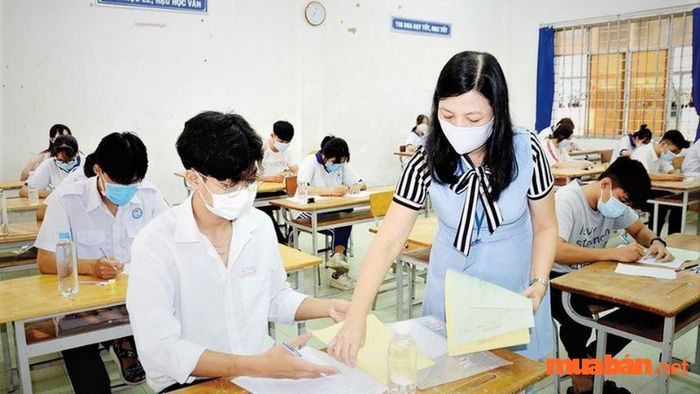 Tránh cắt tóc trước kỳ thi cử, sự kiện quan trọng