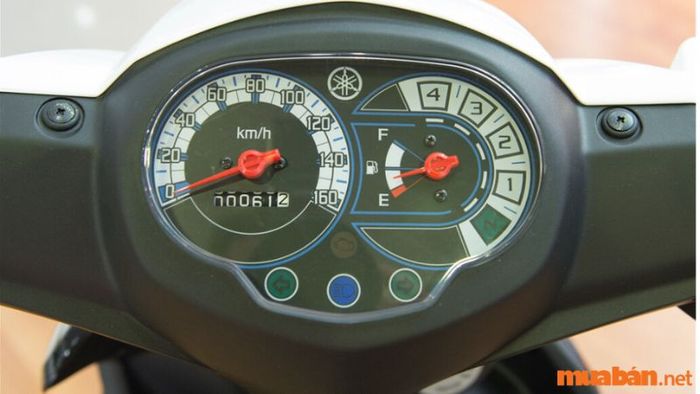 Đồng hồ thông minh trên xe Sirius 110cc