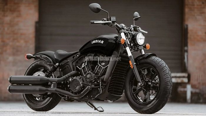 Indian Scout Sixty thu hút sự chú ý bởi vẻ ngoài mạnh mẽ và cuốn hút.