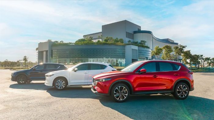 Ngoại hình mẫu xe Mazda CX-5 hiện đại và nổi bật, dễ dàng thu hút ánh nhìn từ mọi góc độ – Nguồn: Internet