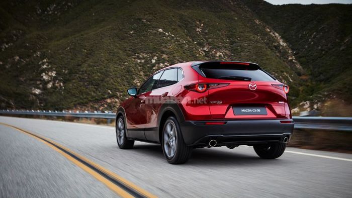 Mazda CX-30 là sự kết hợp tuyệt vời giữa thiết kế nổi bật, động cơ mạnh mẽ và nội thất tiện nghi, mang đến trải nghiệm lái xe hoàn hảo – Nguồn: Internet