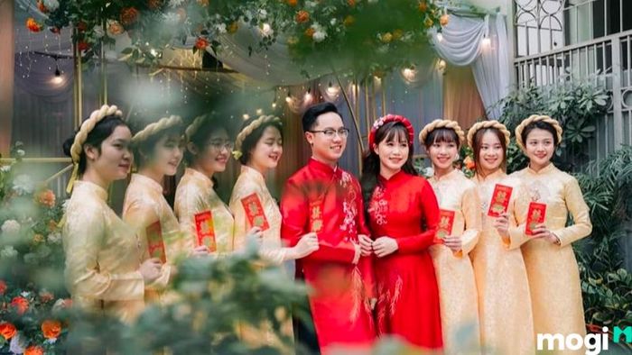 Nên tránh tổ chức đám cưới vào tháng 7 âm lịch để bảo vệ hạnh phúc gia đình.