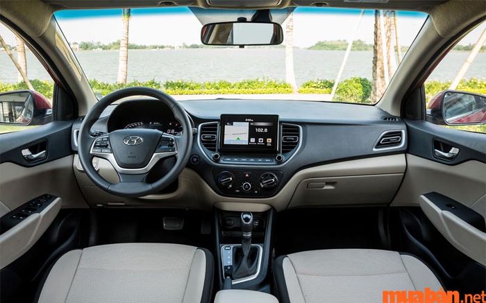 Nội thất xe Hyundai Accent 2023