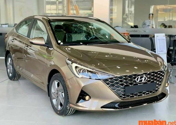 Giá xe Accent 2023 hiện tại