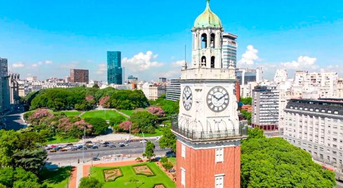 The Torre de los Ingleses clock tower stands as a reminder of Argentina’s historical ties to Britain.