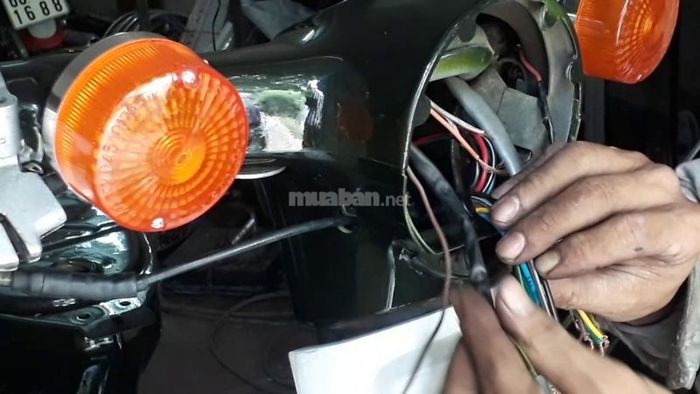 Đấu nối đèn xe máy có bị vi phạm pháp luật không?