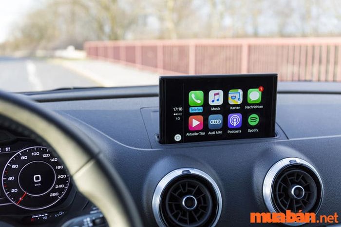 Chi phí lắp đặt Apple CarPlay có đắt không?