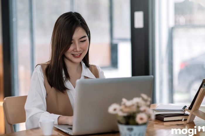 Nốt ruồi ở xương quai xanh của nữ giới