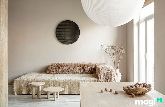 Trong lĩnh vực nội thất, Wabi Sabi đề cao phong cách thiết kế tối giản, giản dị, mang lại không gian sống thanh thản và tự nhiên.