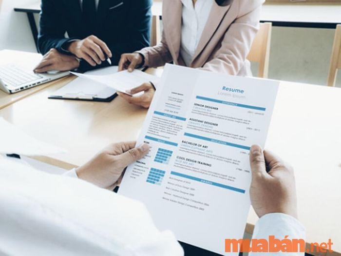 Làm thêm sẽ giúp bạn cải thiện kỹ năng trả lời phỏng vấn, tạo dựng sự tự tin khi đối mặt với nhà tuyển dụng.