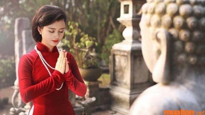 Lễ khấn đi chùa ngắn gọn, cầu xin bình an, may mắn cho gia đình