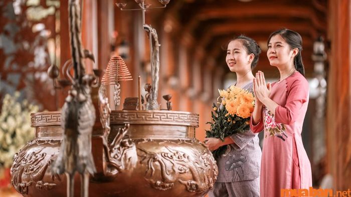 Thứ tự lễ bái khi đến chùa