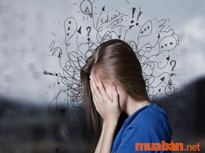 Làm thêm giúp bạn giảm bớt những suy nghĩ lan man.