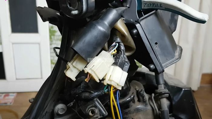 Một số lưu ý khi đấu nối đèn xe máy trực tiếp