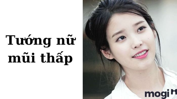 Tướng mũi thấp ở phụ nữ