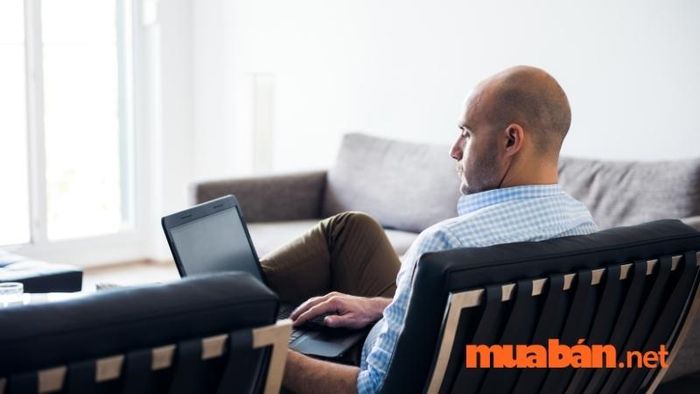 Tính cách của người tuổi Tỵ là sự kết hợp giữa sự kín đáo, độc lập và một chút bảo thủ trong những quan điểm cá nhân.