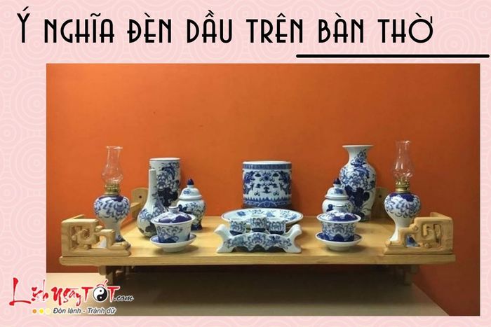 Nen dung den dau hay den dien tren ban tho?