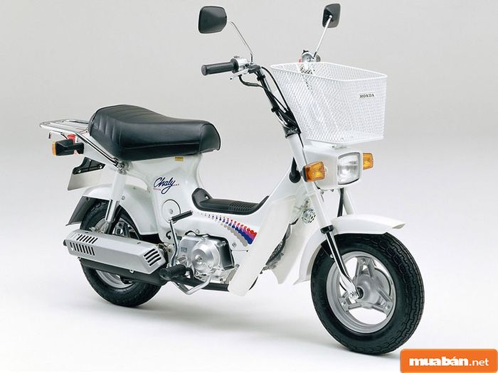 Honda Chaly CF50 008: Phiên bản cải tiến với màu sắc mới mẻ