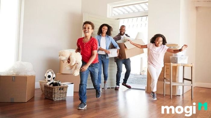 Để mọi chuyện suôn sẻ khi chuyển về nhà mới, hãy luôn duy trì một tinh thần thoải mái và vui vẻ, không nên để những cảm xúc tiêu cực chi phối.