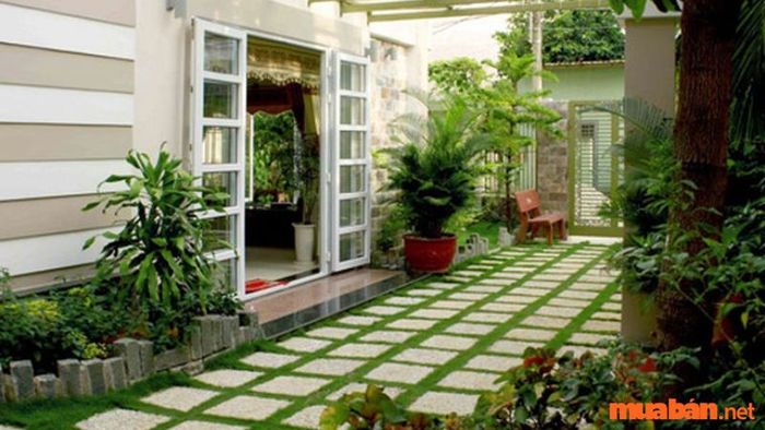 Việc dùng cửa phụ là một phương pháp hữu ích để khắc phục hướng nhà không hợp với gia chủ Đinh Sửu.
