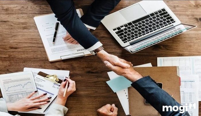 Khi đi công chứng, bạn cần chuẩn bị những giấy tờ gì?