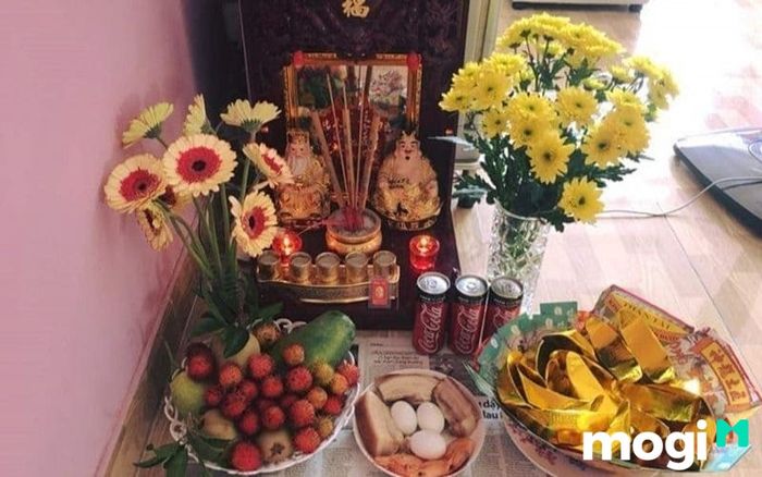 Bạn cần thực hiện lễ cúng Thổ địa và các chư vị thần linh trong nhà để đảm bảo mọi việc thuận lợi và gia đình được bảo vệ.