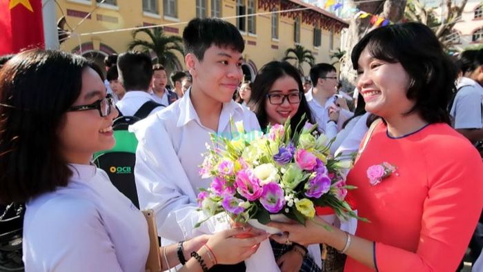 Trong tháng 11 năm 2024 âm lịch, có ngày Nhà giáo Việt Nam để vinh danh nghề giáo, tri ân các thầy cô giáo