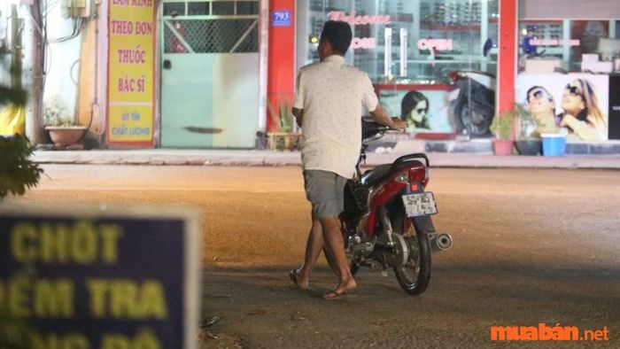 Hiện tượng hụt ga ở xe máy