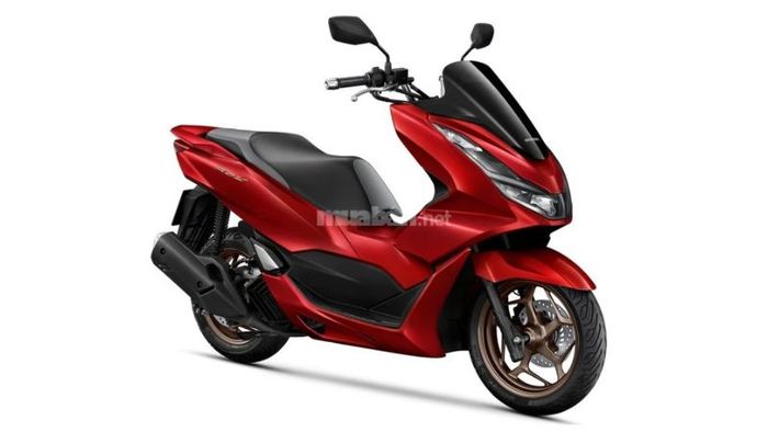 Honda PCX màu Đỏ Candy Rosy Red nổi bật