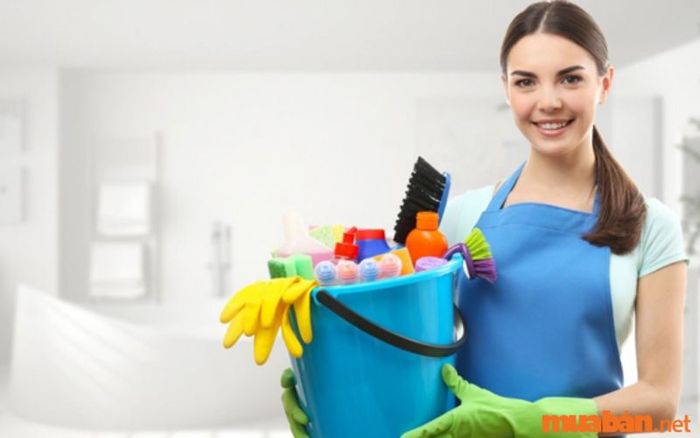 Khái niệm người giúp việc là gì?