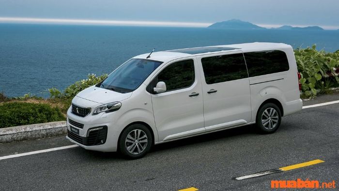 Peugeot Traveller – Xe 8 chỗ đẳng cấp với không gian nội thất rộng rãi và thoải mái