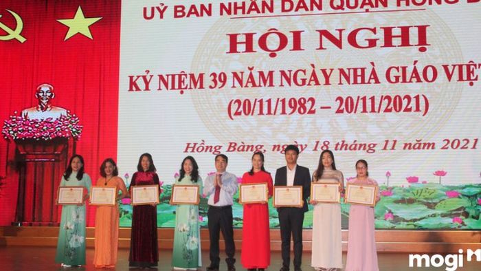 Ngay-Nha-giao-Viet-Nam-12