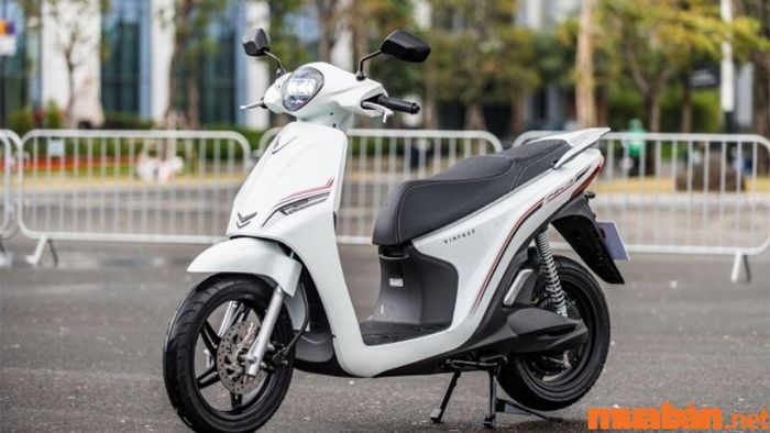 Giá xe máy điện VinFast mới nhất 2023