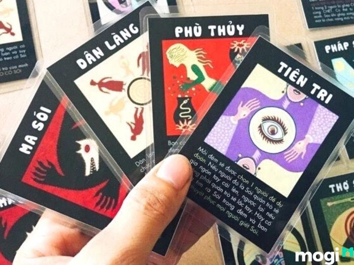 Trò chơi “Ma sói” sẽ mang đến những giây phút kịch tính và đầy thử thách trong buổi tiệc Halloween của bạn.