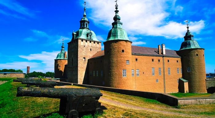 Kalmar Castle is regarded as the best-preserved example of Renaissance architecture in Scandinavia.