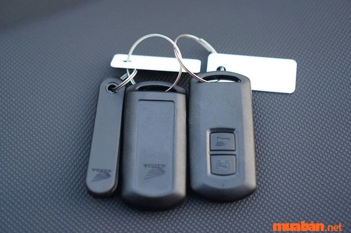 Hướng dẫn mở khóa xe Lead