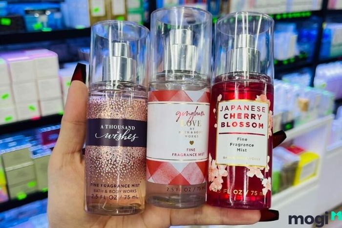 Trên thị trường có rất nhiều loại Body Mist để bạn lựa chọn tùy theo nhu cầu sử dụng.