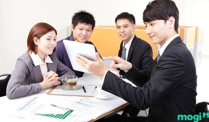 Cần tổ chức đào tạo nhân viên một cách bài bản và chi tiết.