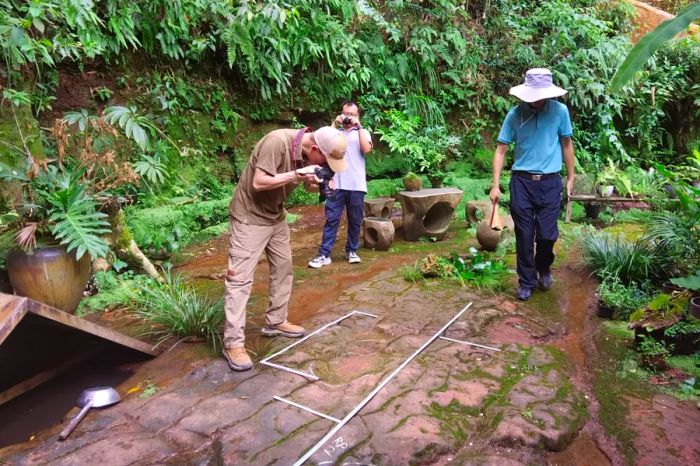 Lida Xing and his team visited the location after a diner reported possible dinosaur footprints.