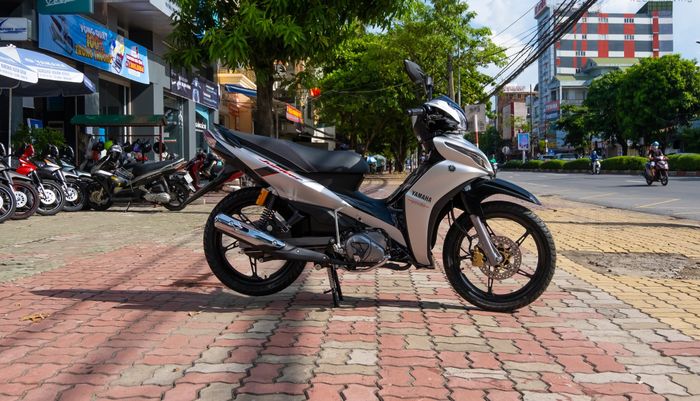 Giá xe Jupiter FI 2023 mới nhất: Thông tin giá lăn bánh và giá tại các đại lý