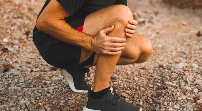 To protect your knee joints and avoid injury, it’s important to focus on leg strength training before gradually incorporating weight-bearing exercises like running, advised Dr. Joyce van Meurs, study coauthor.