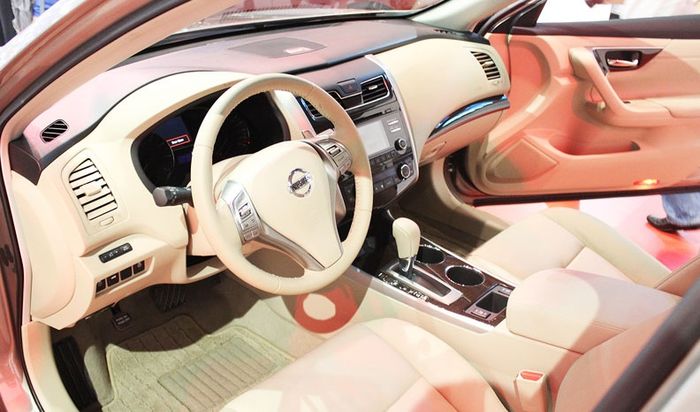 Nội thất của Nissan Teana