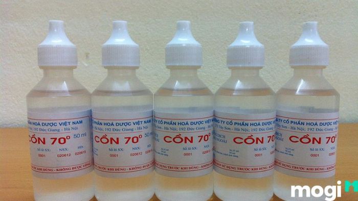 cách tẩy thuốc nhuộm tóc dính trên da