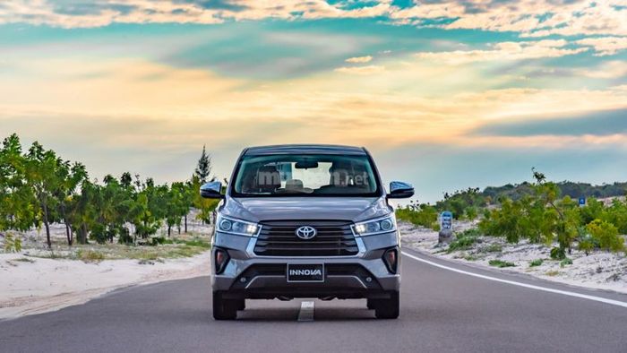 Bảng giá xe Toyota 7 chỗ mới nhất